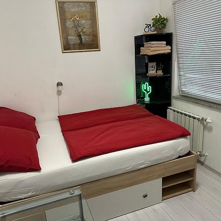Leptir Hostel Zagreb Exterior photo